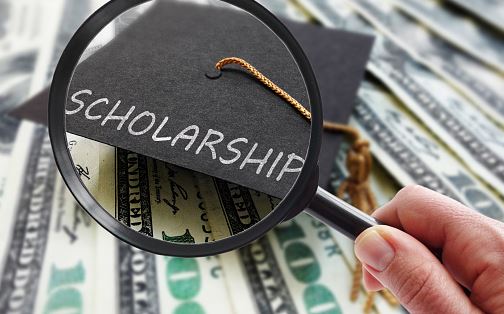 How Can I Get a Full Scholarship in Canada?